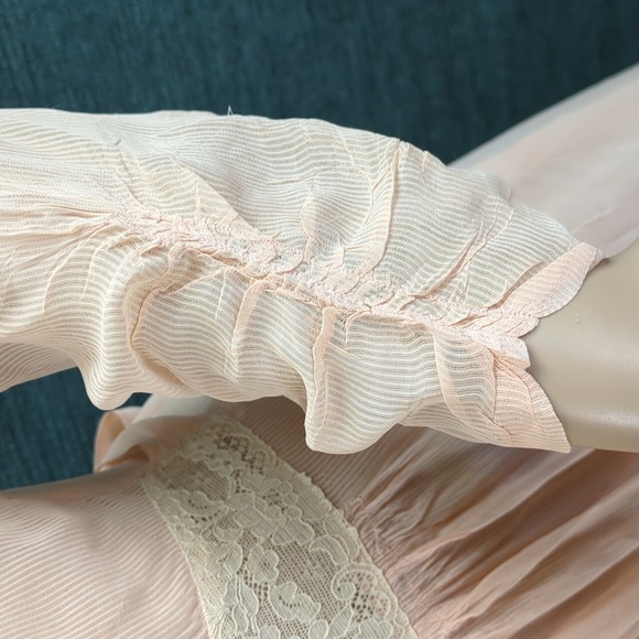 Vintage 1940s Negligee, Gorgeous! For Kitty Rescue!! - Picture 3 of 14